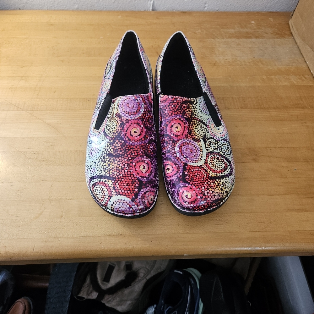 Spring Step Shoes Womens zsize 9  Slip On Comfort Wedge Clogs Colorful
